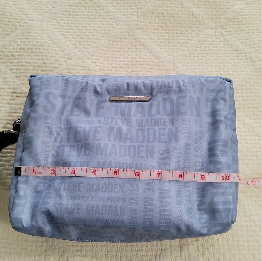 Steve Madden silver printed